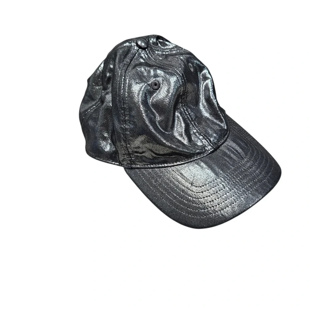 Disney‎ Parks Metallic Silver Baseball Cap Mickey Mouse Logo Adult